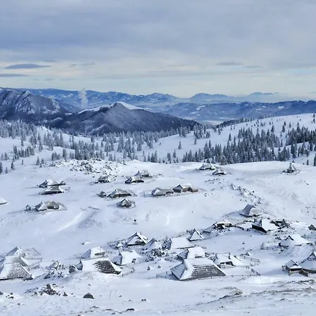 Loža Koca Predilnica Velika Planina