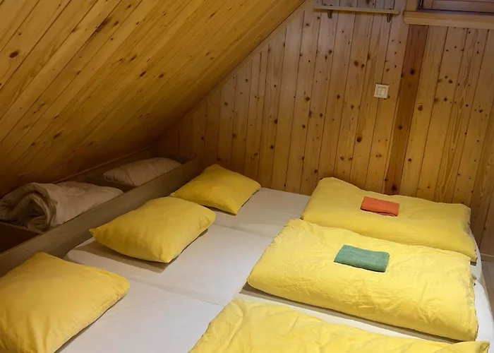 Koca Predilnica Velika Planina Alojamento de Turismo Selvagem Kamniska Bistrica