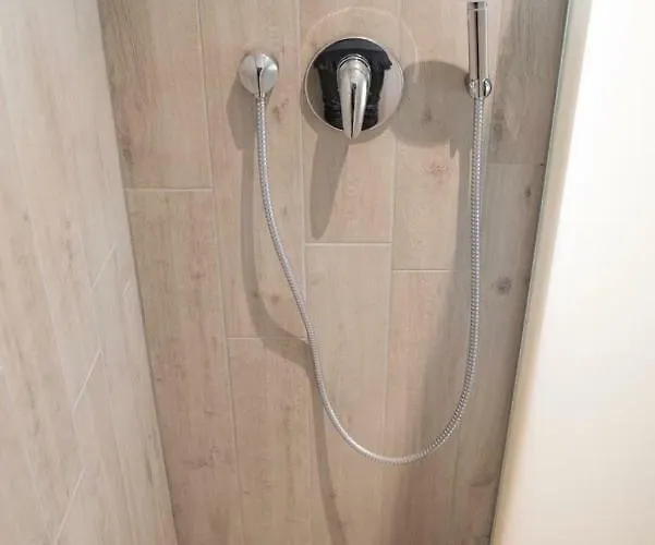 Koca Predilnica Velika Planina Alojamento de Turismo Selvagem *